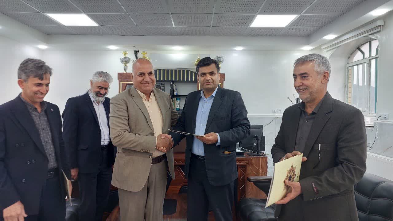 مددکاران همکار با ستاد دیه در زندان یاسوج تجلیل شدند