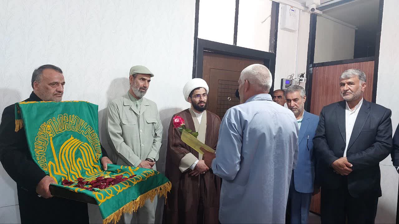 آزادی پنج زندانی غیر عمد در سایه پرچم مطهر رضوی در یاسوج  