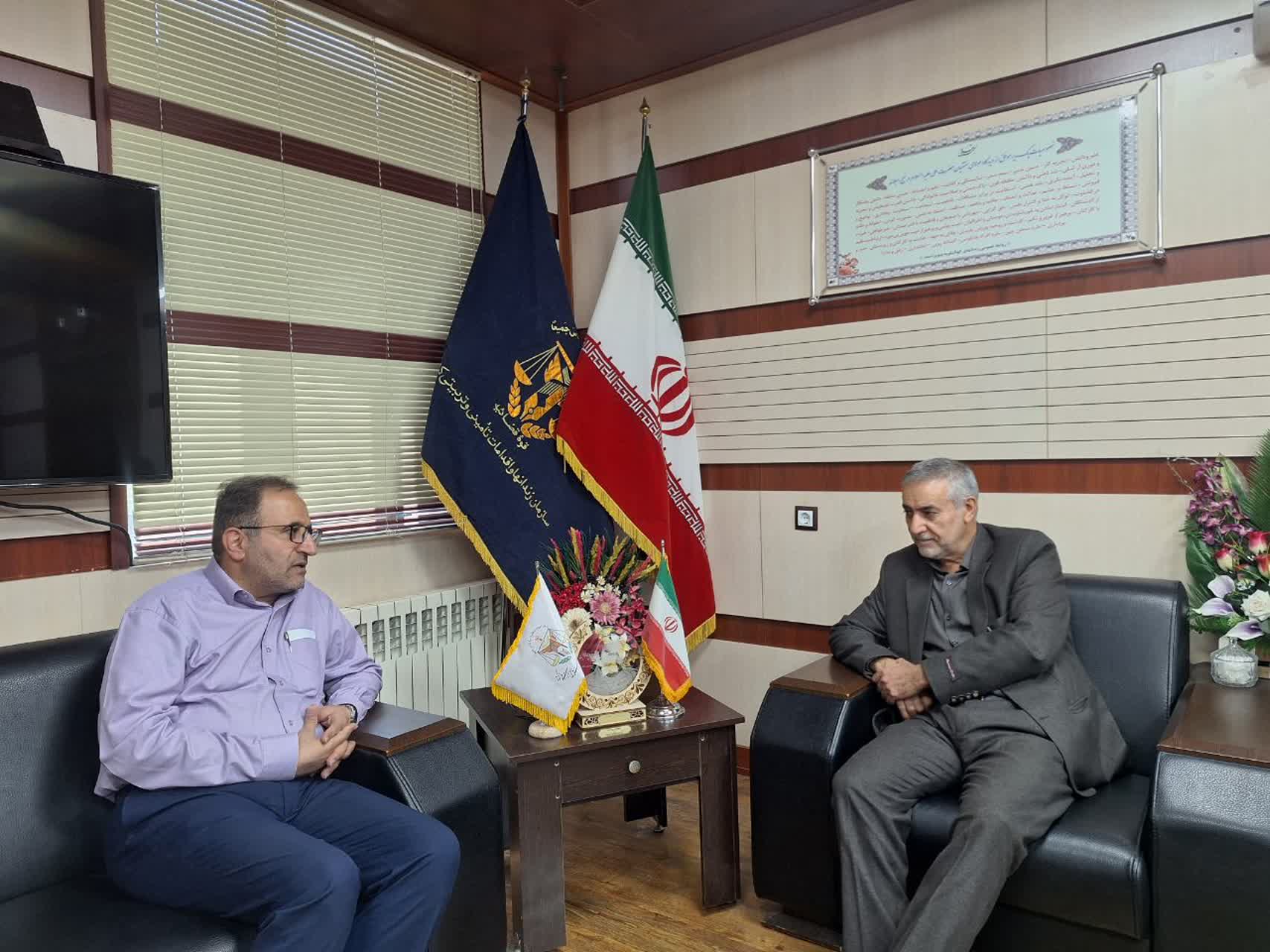 مدیر نمایندگی ستاد دیه با مدیر کل زندان های استان دیدار کرد